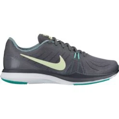 Best Shoe Store 30 NIKE Women's In-Season 7 Training Shoes